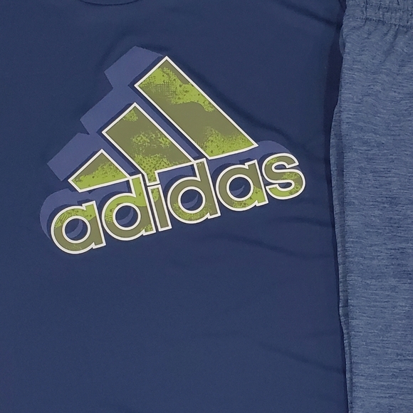 🆕️ Adidas Short Set - Picture 2 of 4
